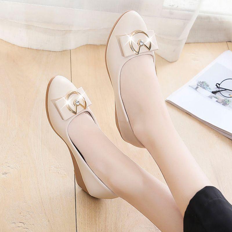 Round Toe With Medium Heels Women's Shoes Summer Work Ladies Pumps On Promotion High Quality Chic and Elegant Slip On Footwear