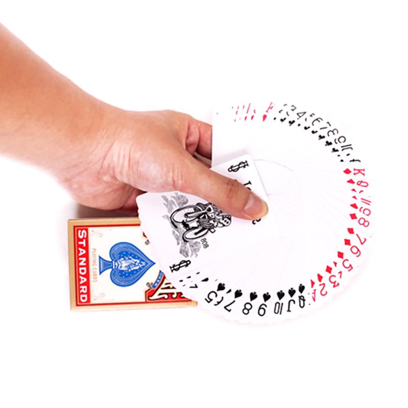 1 Set of Pokers Hand Cards Heart Pattern Magic Props for Magic Performance Practice Card Games
