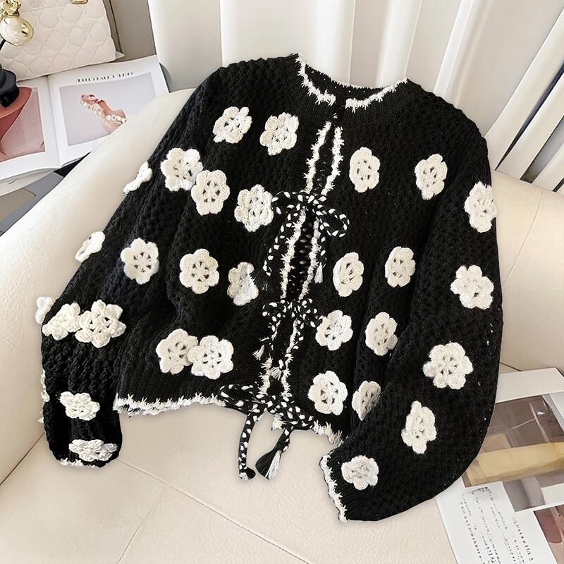 

Women s Floral Contrast Long Sleeve Knit Top One Size
