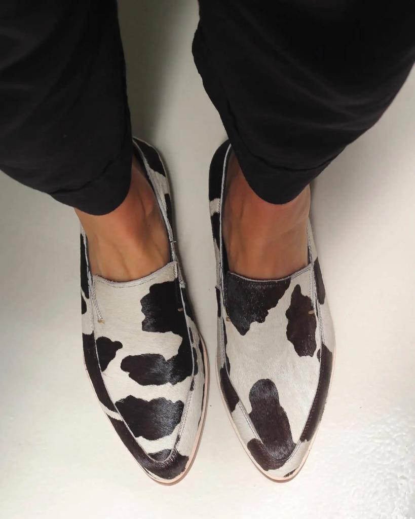 Fashion New Pointed 40-43 Shallow Mouth Cow Pattern Large Size Casual Single Shoes for Women Sneakers  Zapatos De Mujer