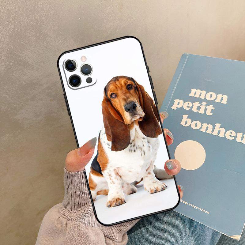 Basset Hound Dog Case For iPhone 17 Air 14 16 15 11 12 13 Pro Max 12 Mini XR 15 16 Plus 16e Back Cover Shell