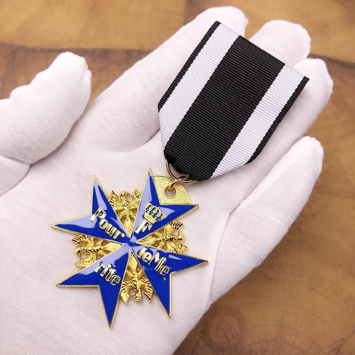 Прусская синяя медаль Макса, Брошь «Крест Маркса», Советская гвардейская медаль, Подвеска-значок