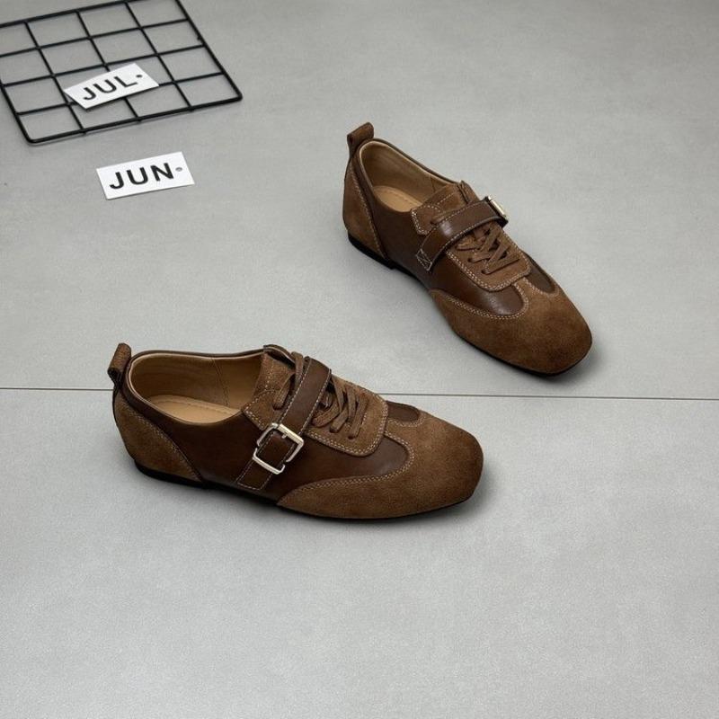 Retro British Style Fashion Belt Buckle German Training Shoes Women's New Niche Inner Height Increase Casual Versatile Small Leather Shoes