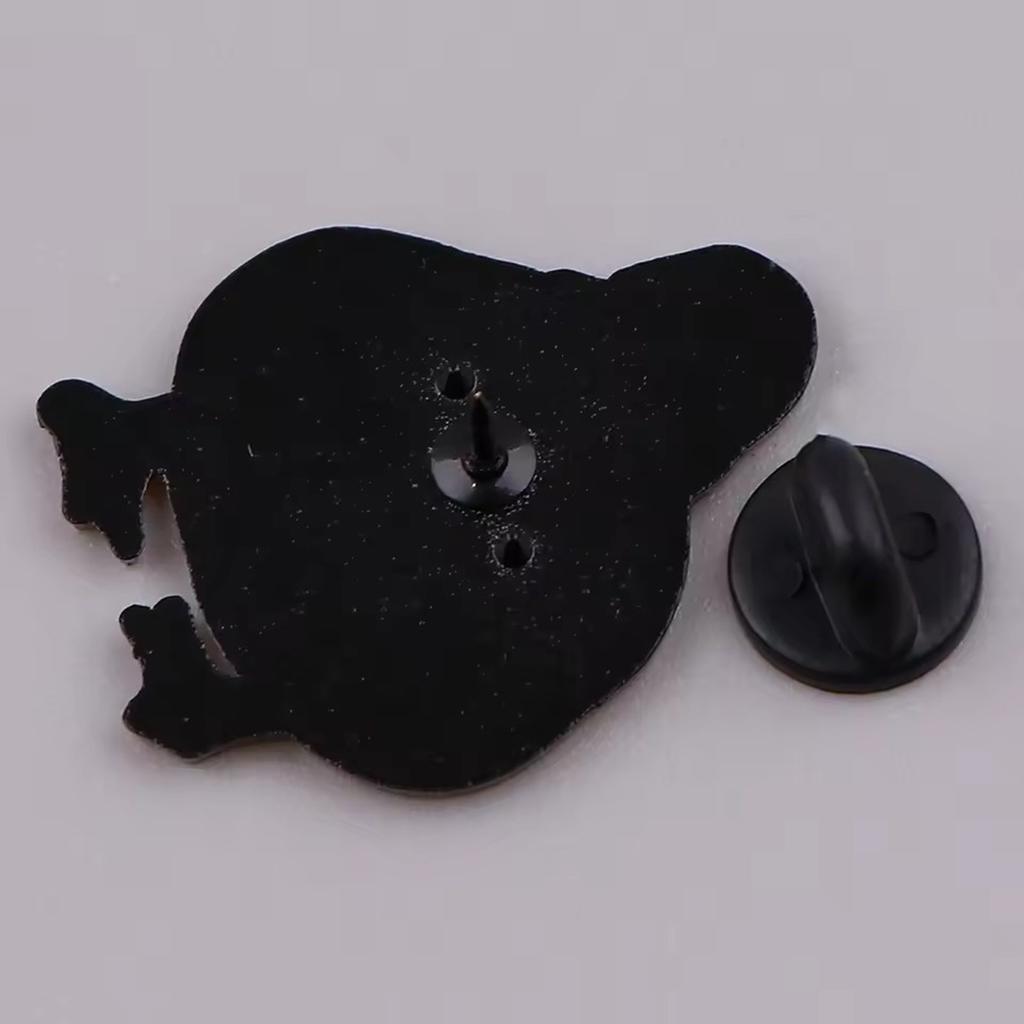 Elegant Duck Shaped Lapel Pin Handmade Animal Brooch Stylish Corsage Badge Fashion Accessory for Parties and Dinners