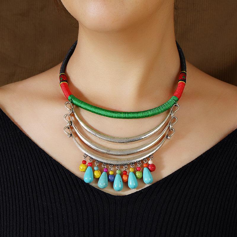 A few retro collars Miao short tassel neck chain woven Tibetan silver collarbone necklace women's performance accessories