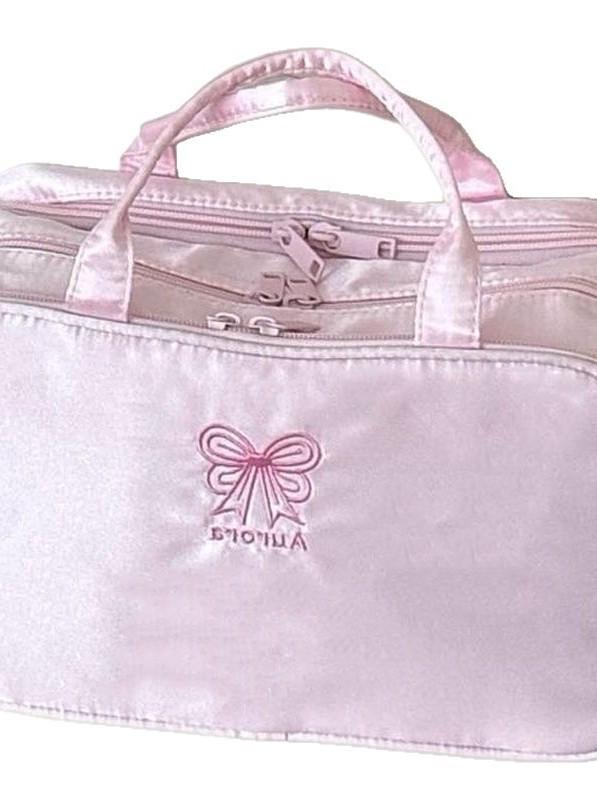 Three-Layer Portable Makeup Bag – Large Capacity, Waterproof, Travel-Friendly