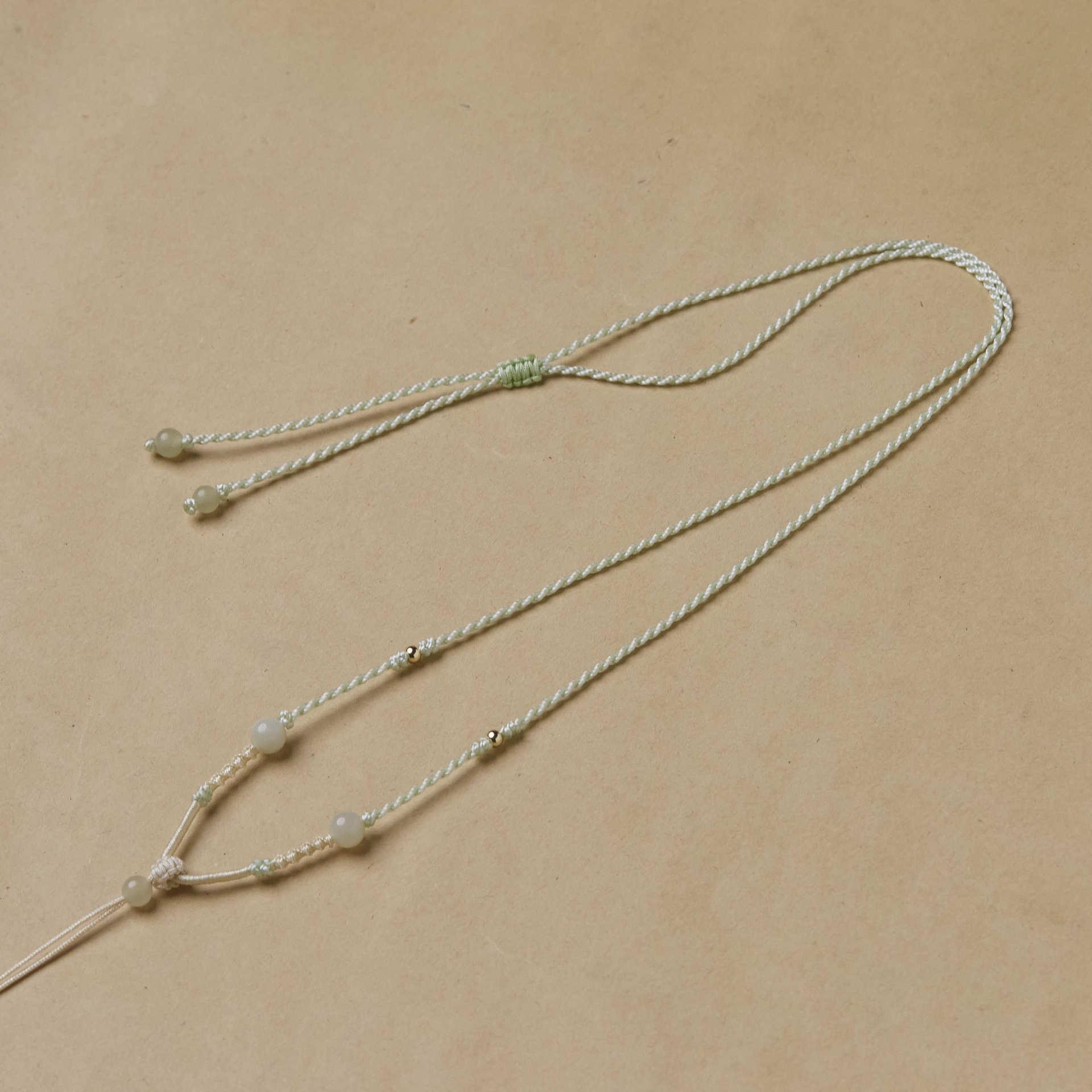 Регулируемое плетеное ожерелье-подвеска из нефрита Хэтянь ручной работы No specification