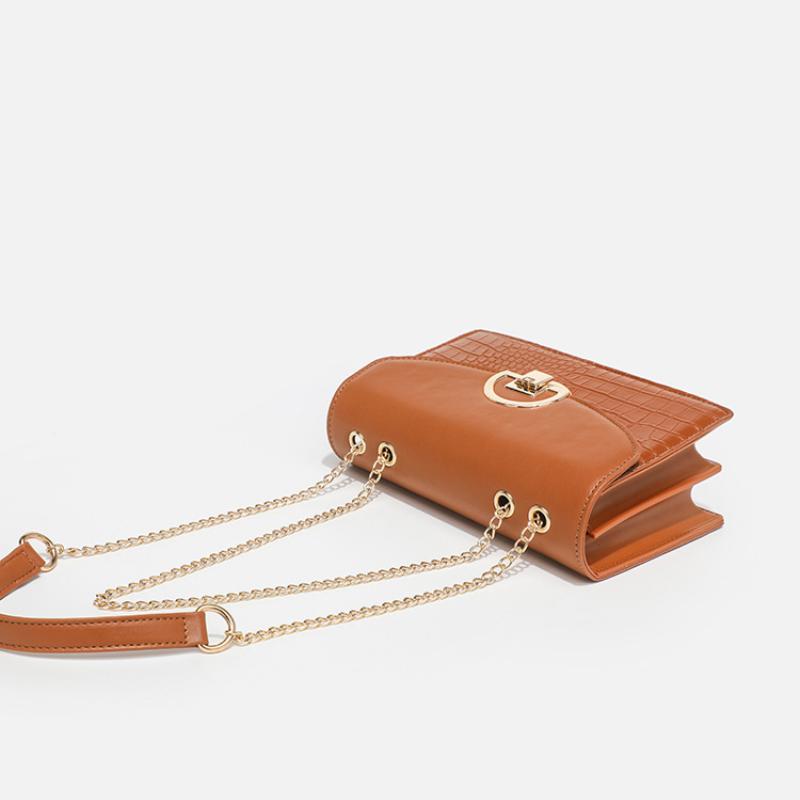 Модные сумки через плечо — фото 6