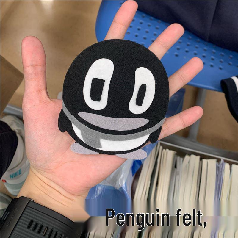 

3D Пингвин Взгляд Нетканый Материал Настольное Украшение - Милый Животный Нишевый Декор 10cm