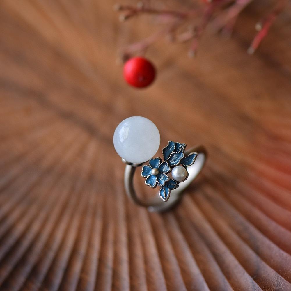 Vintage Blumenschmuck-Set für Damen Hanfu Qipao Outfits Faux Hetian Jade Ohrringe Halskette Ring