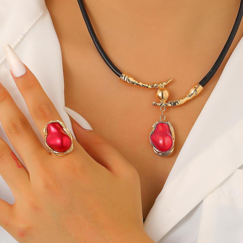 Baroque Pearl Choker - European & American Style with Irregular Design, Simple Metal Open Necklace