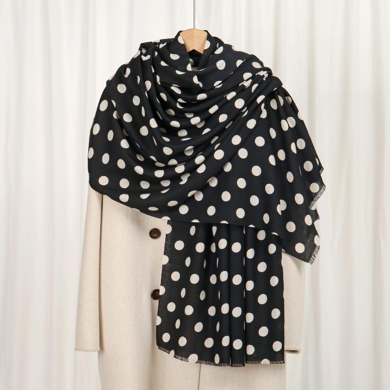 2026 Winter New Medium-Sized Trendy Polka Dot Skin-Friendly Warm Printed Scarf/Shawl