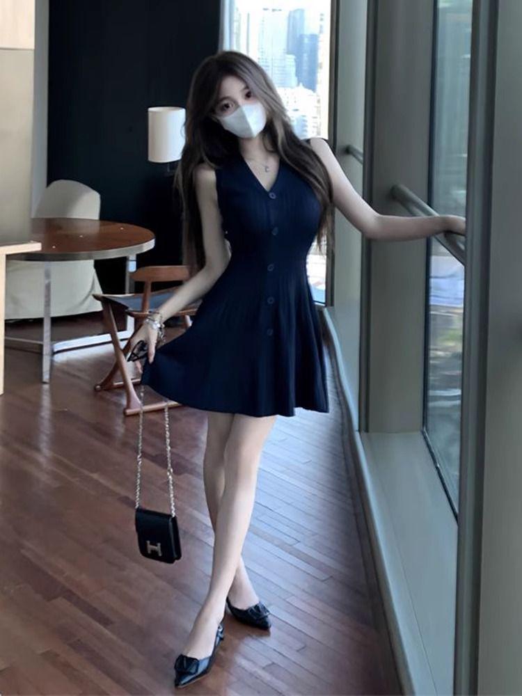 

Элегантное платье-майка без рукавов из ледяного шелка с облегающим кроем для женщин One Size [Recommended for up to 125 lbs]