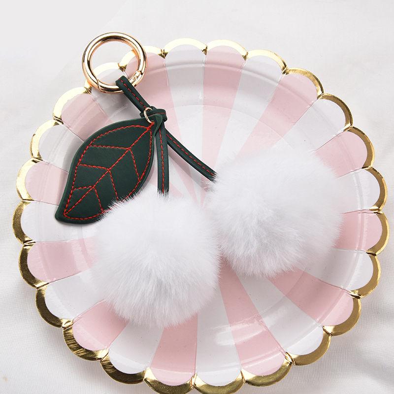 Fashion New Cute Fluffy Artificial Rabbit Fur Ball Pompom Leaf Keychain Cherry Key Chain Handbag Pendant Car Key Chain Ring