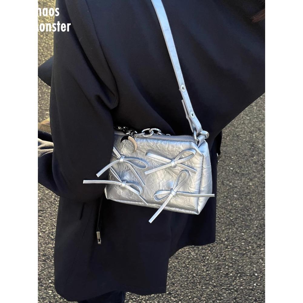 

Original new niche bow fashion bag silver removable shoulder bag small square bag chain underarm bag tide