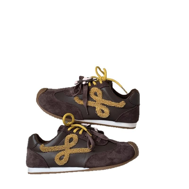 Lightweight women's new spring and autumn leather retro ugly cute tilted head color matching casual