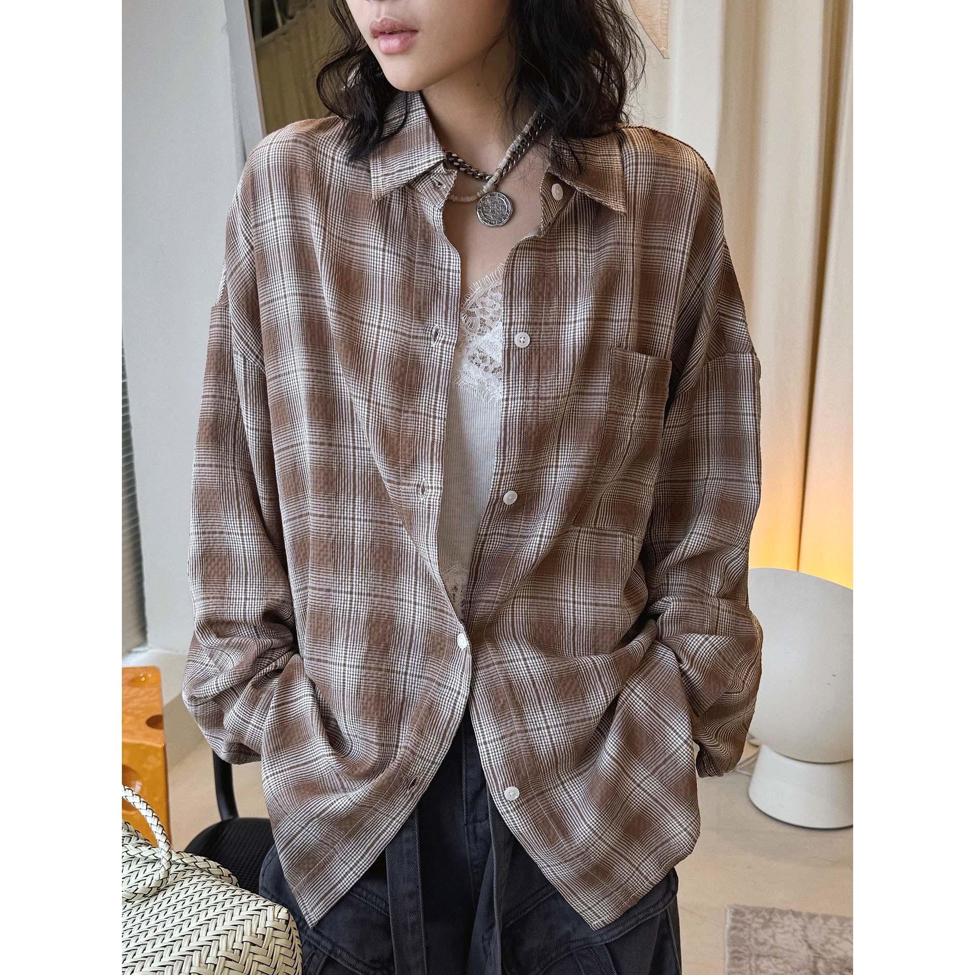 

Johnature Casual Stylish Pocket Plaid Shirt Spring Summer Lapel Loose Simple Women Shirts One Size кофейный