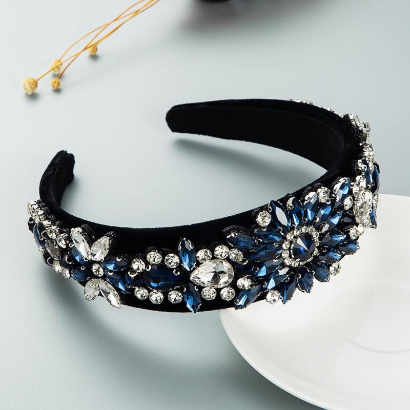 

Baroque Crystal Flower Headband: Luxury Street Style Hair Accessory for Women синій