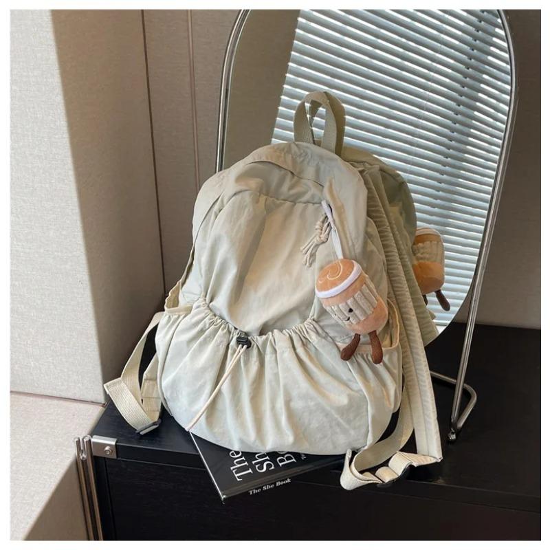 Fashiable pleated nyl backpack for women niche and trendy large-capacity flip-top student backpack schoolbag for girls белый