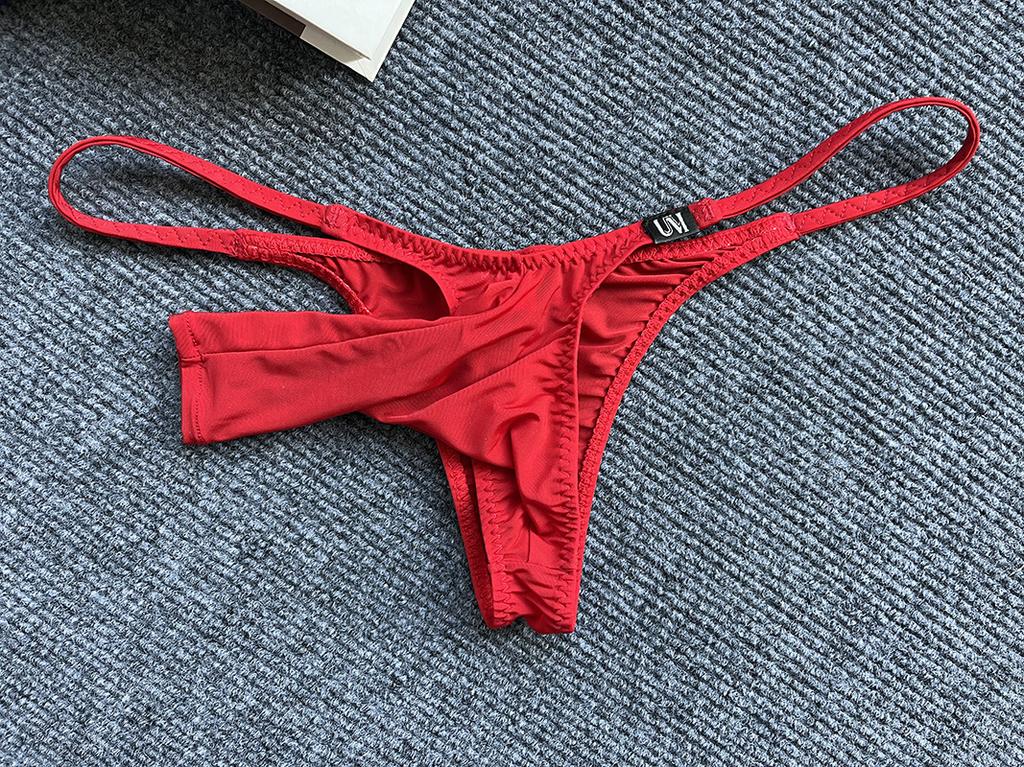 Open Cock Thongs Men Ice Silk Seamless Underwear Erotic Panties Soft Cooling Underpants Penis Sheath G-String Smooth Lingerie