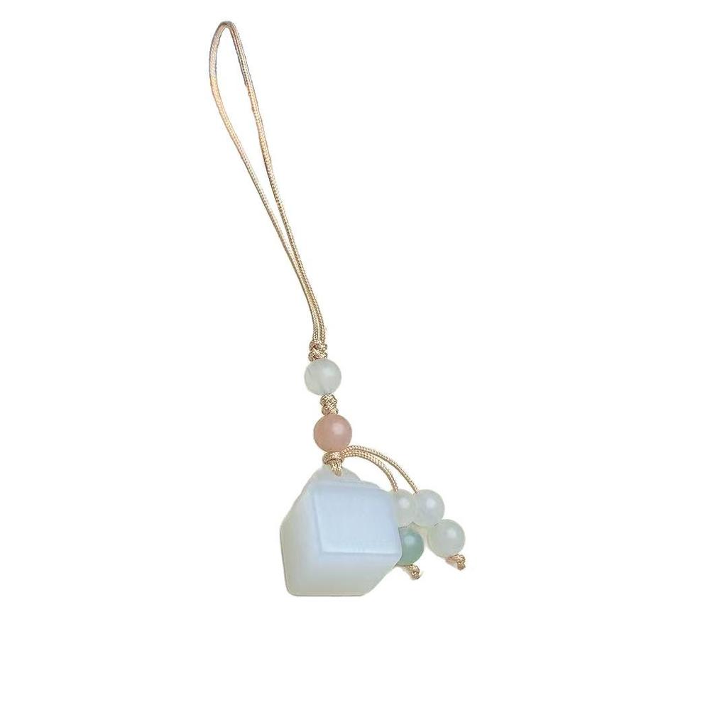 Tianshan Jade Heart Mobile Charm: Elegant Unisex Phone Pendant