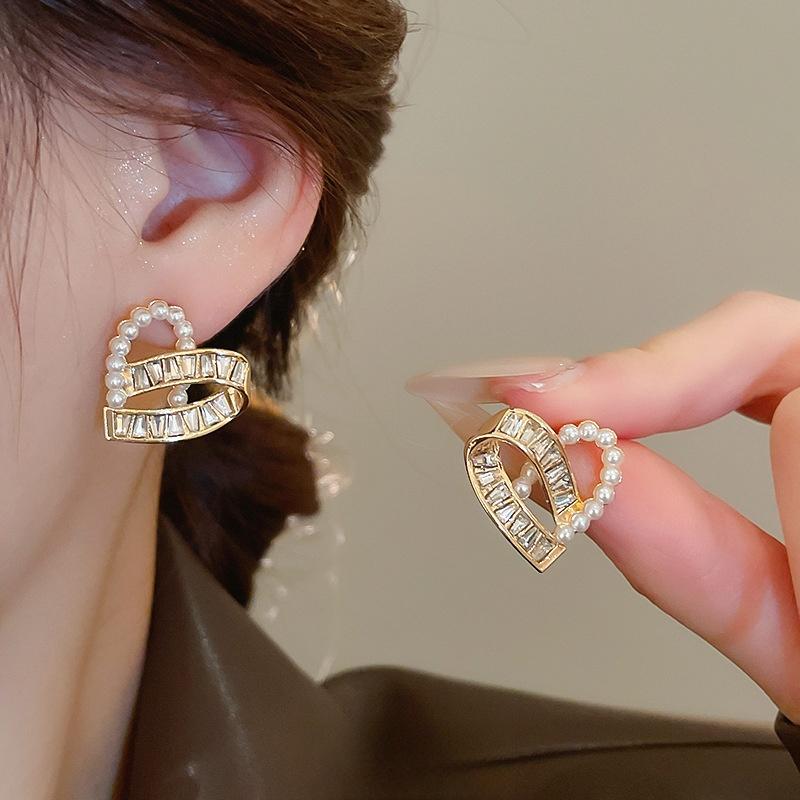 

Серьги-крестики-сердечки для женщин золотой