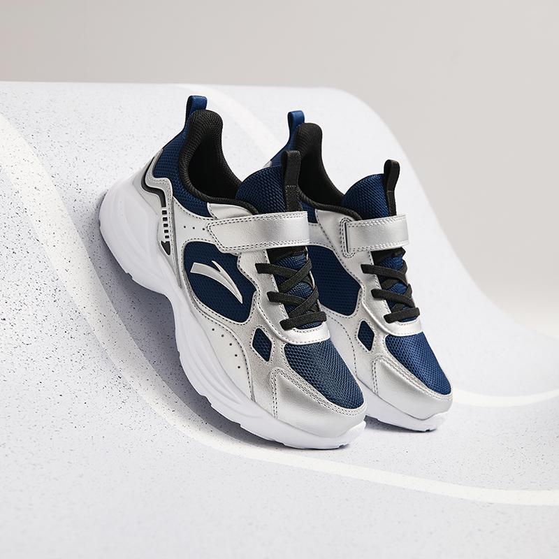 Anta Kids Synthetic Leather Fabric Trendy Versatile Lightweight Shock Absorbing Low Top Running Shoes Men sneaker Deep-Navy-Blue Silver A12445577-1