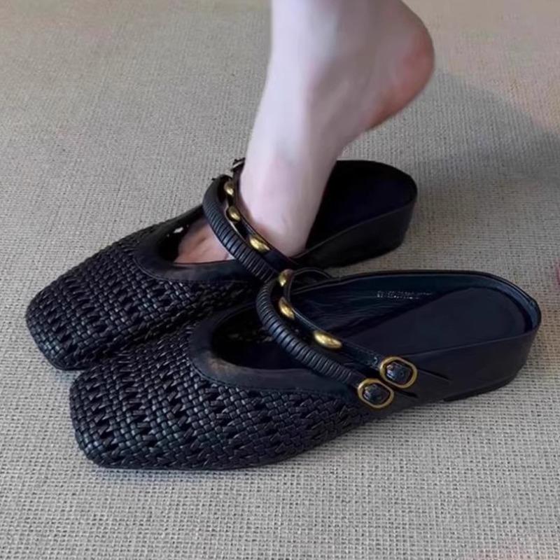 Fashion High Quality Hand Made Woven Black Slippers Women Fashion Metal Rivets Decoration Flat Slippers Comfort Breathable Office Shoes