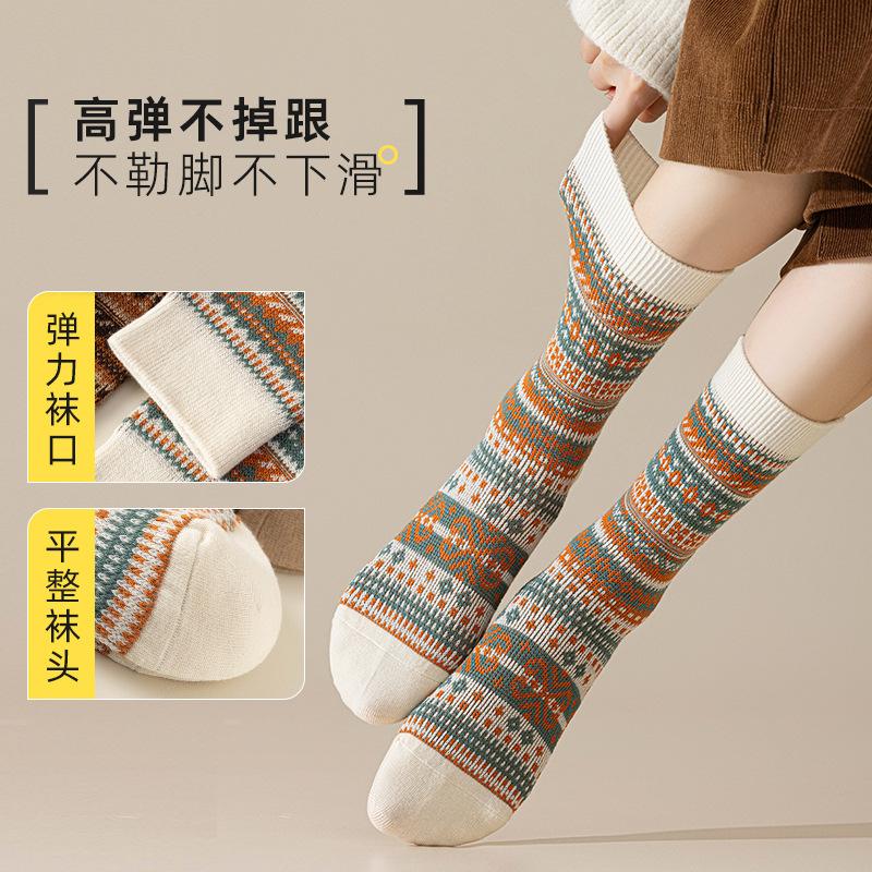 Ethnic Style Socks Women'S Season Double-Needle Cotton Socks Medium Tube Socks Warm Versatile Retro Trend Flower Socks