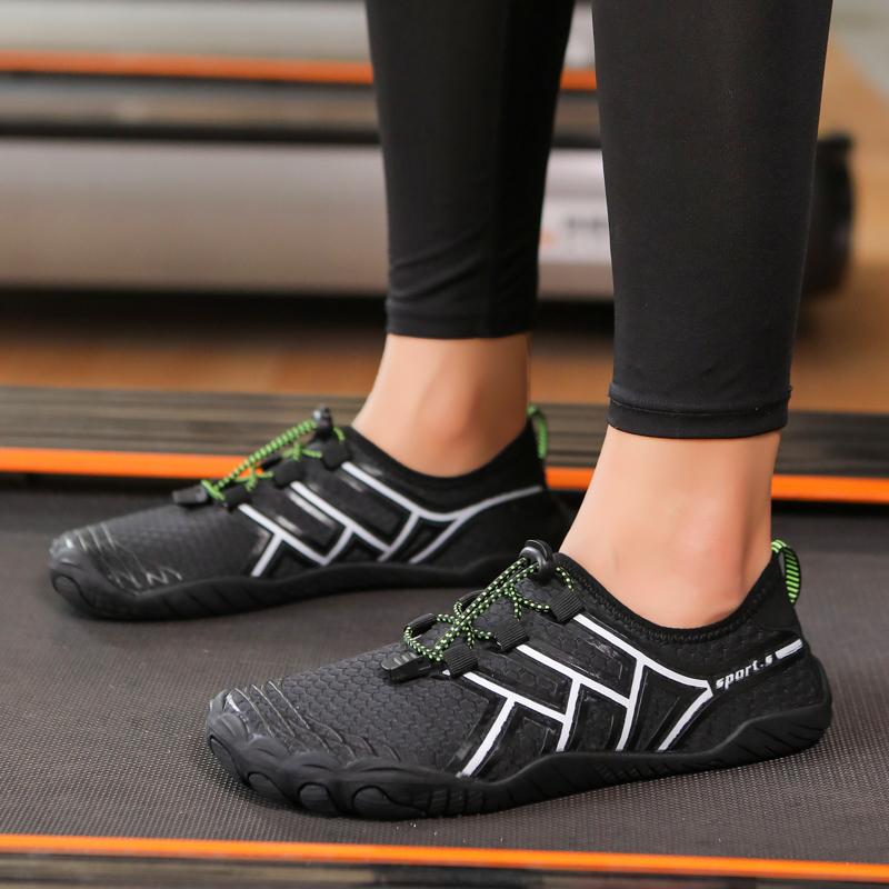 Fashion 35-46 Water Shoes Couple Style Barefoot Beach Shoes Breathable Sport Shoe Quick Dry River Sea Aqua Sneakers Soft Beach Sneakers