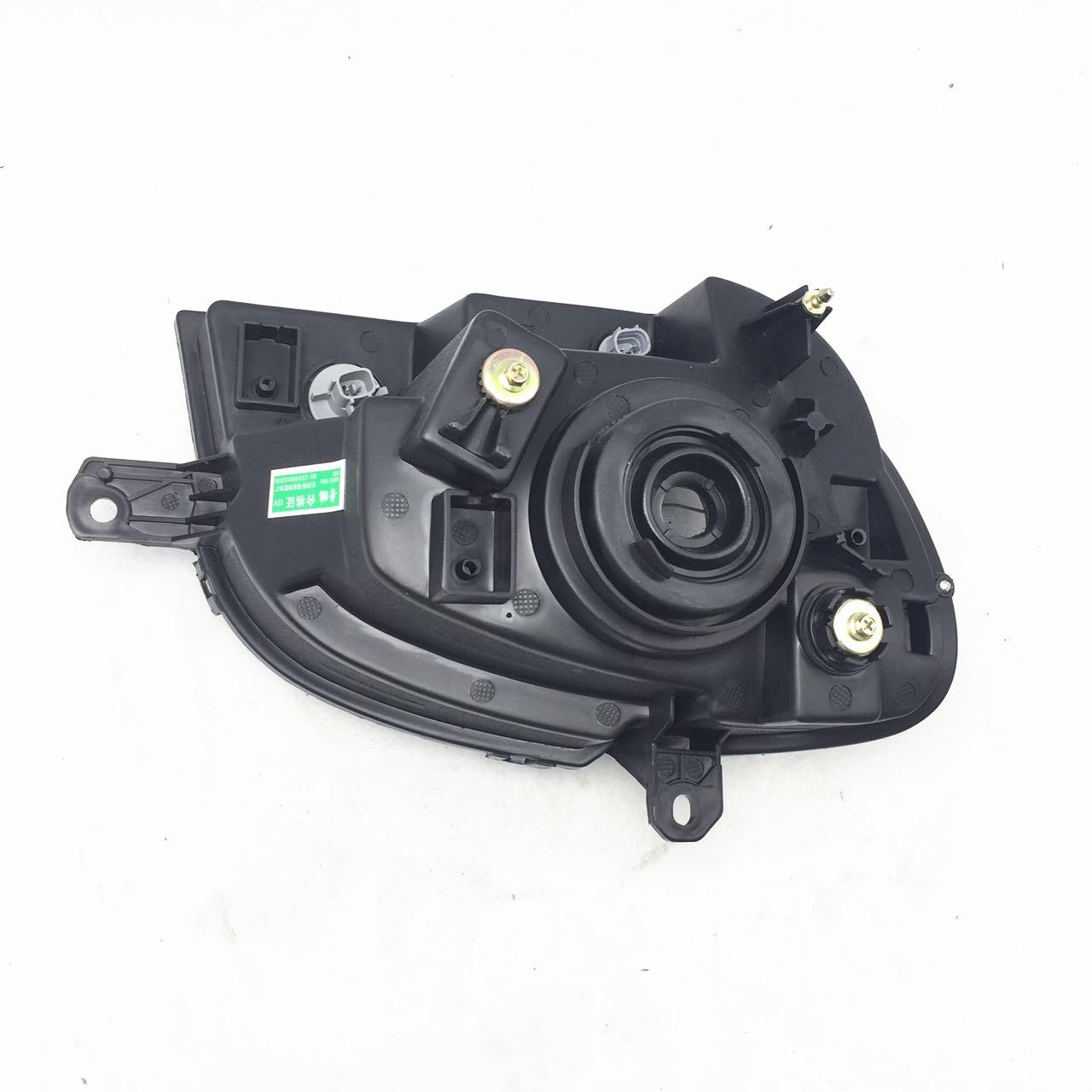 

Wuling Zhiguang 6388 Front Headlight Assembly Lampshade, Co-Driver Right