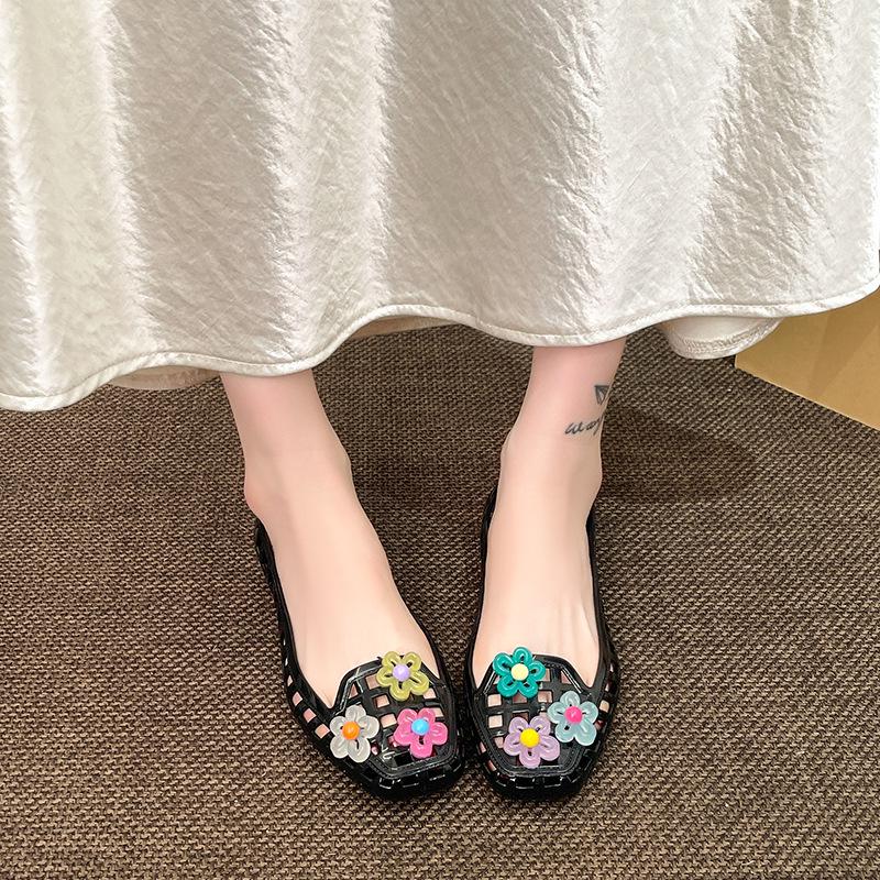 Fairy Style Transparent Jelly Flats: Closed Toe, Hollow Design for Summer Beach Vacations