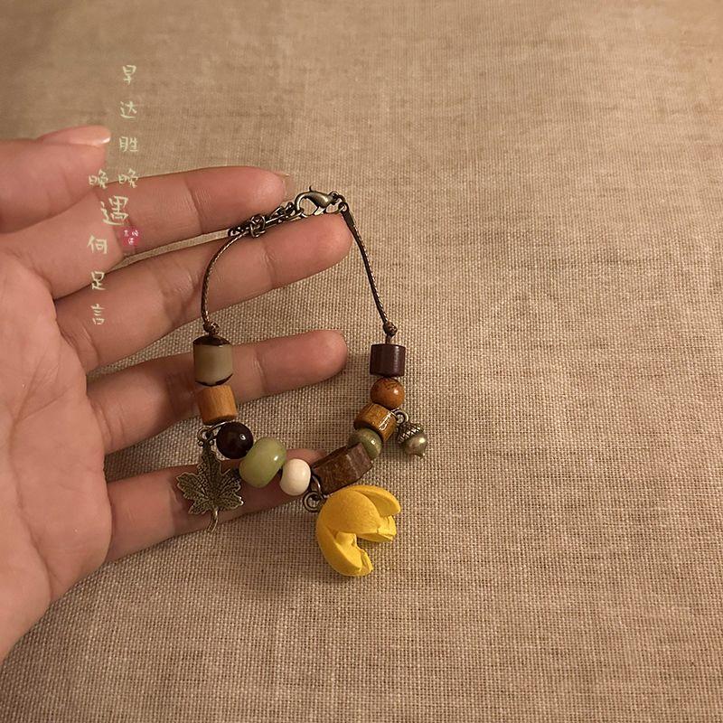 

Mori look Плетеный веревочный браслет из натуральных фруктов ACORN Женский Ретро Нишевый Дизайн Чувство Ремень для ношения Художественный Этнический Стиль Ручные украшения Mori bracelet [yellow open smile]]