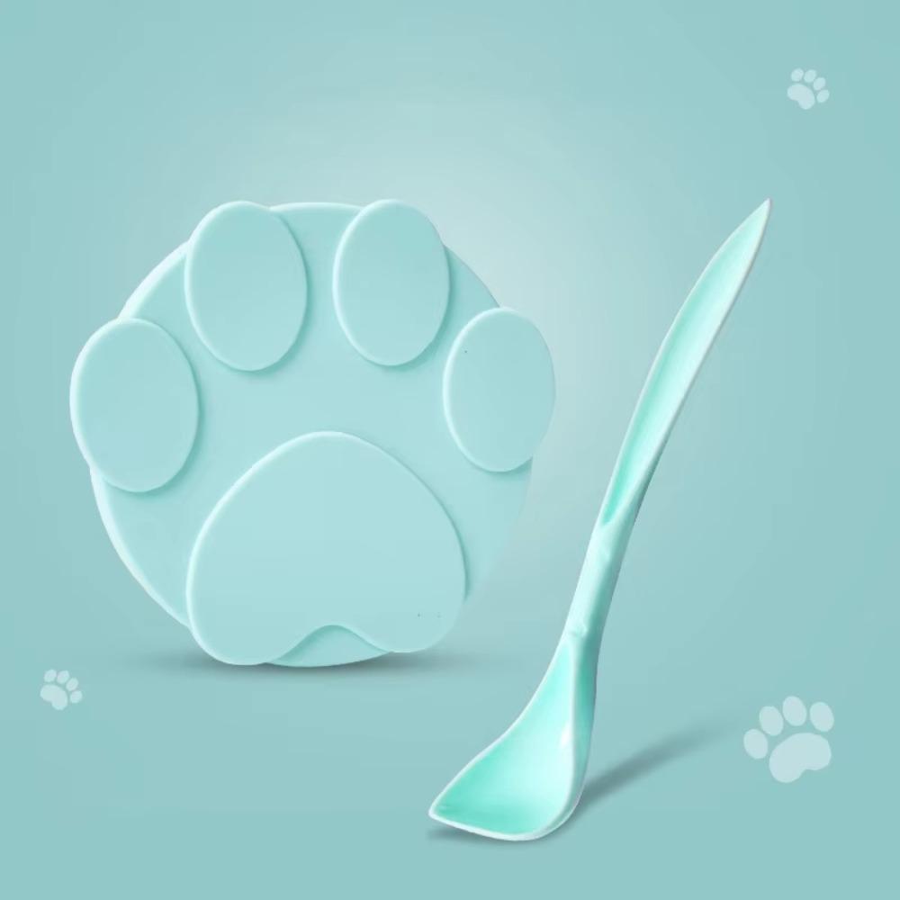 Food Grade Silicone Pet Food Can Lid Reusable Dishwasher Safe Silicone Sealer Cover BPA Free 2 in 1 Lid Spoon
