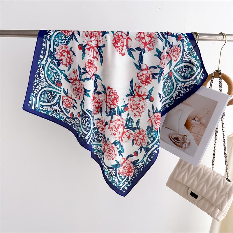 Women Luxury Design Scarf Silk Smooth Scarf Soft Muslim Headband Shawl Beach 70x70cm Square Ribbon Headband Satin Hair Hairband