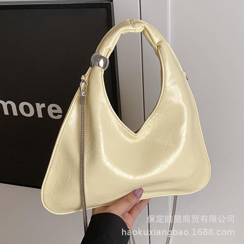 Large-capacity Bag Women's Summer Versatile 2025 New Niche Design Simple Messenger Bag Portable Commuter Dumpling Bag