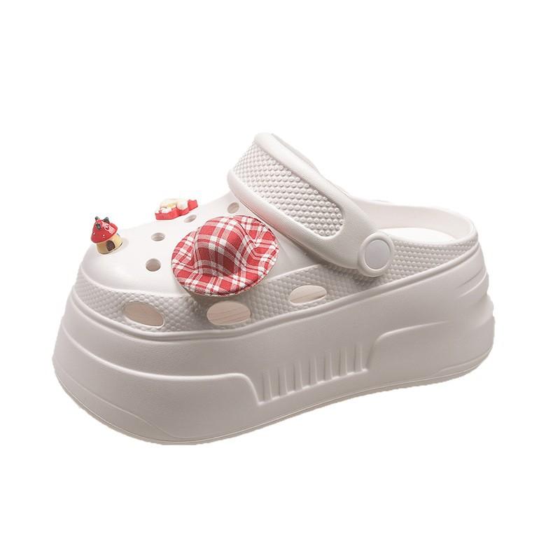 Super thick-soled hole shoes for women's summer wear 2025 new cute seaside non-slip beach bag head sandals for women