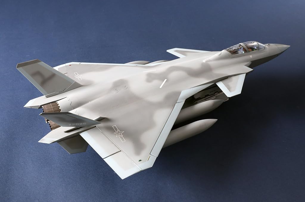Trumpeter Stavebnice plastového modelu čínského stíhače Mighty Dragon 05864 1/48 J-2S (Letoun)