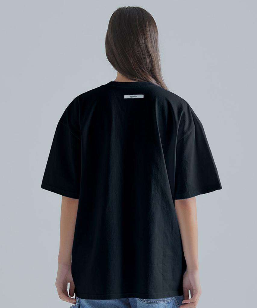 Peulaentigseobiseu Princess Graphic T-Shirt - Black