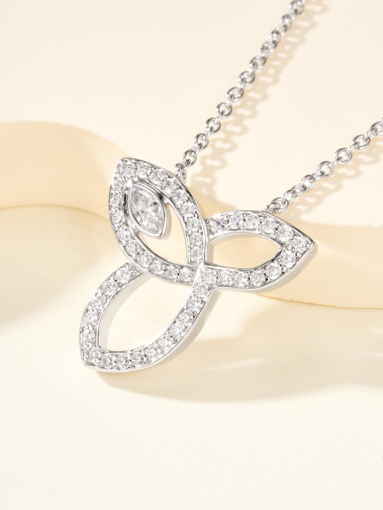 Diamond Necklace, Clover Pendant High-quality Color Separation and Electroplating Daily Dressing Gift Giving
