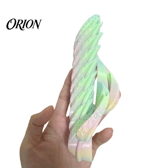 Strawberry Anxiety Reduction Toy 3D Printed Twisting Toy, Stress Relief Slippery Rotating Articulated Spiral Fruit Fidget for Home Decoration