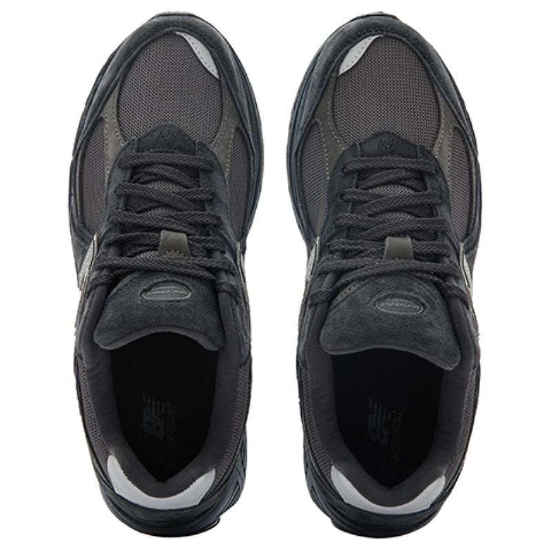 New Balance 2002R Black Grey Sneakers M2002RBV