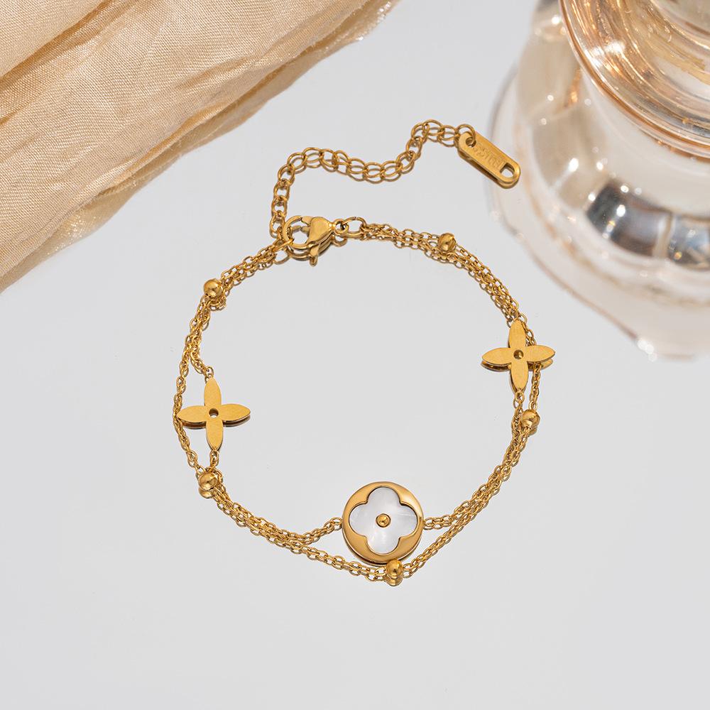 Klee-Titanstahl-Armband Ein leichtes Luxus- und raffiniertes Accessoire für Frauen Schlichtes und einzigartiges Design Nicht anlaufender Schmuck