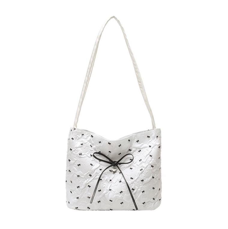 

Bow Stylish New Tote Bag ladies cute tote pouch Commuter Bag Women Trendy Underarm Shoulder Bag Sweet Fresh Small Bow Handbag