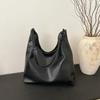 New Solid Color Plutonium Western Style Buckle Shoulder Bag for Women Hot Sale Simple Fashion Soft Simple Travel Bag