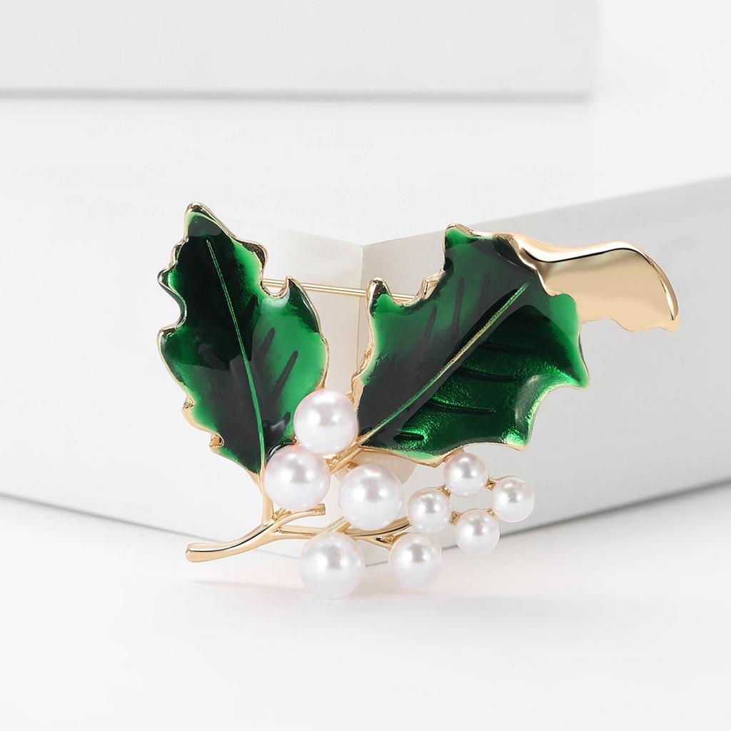 Simple And Exquisite Alloy Pearl Leaf Brooch Fashionable Versatile Women'S Suit Cardigan Corsage Jewelry Pin