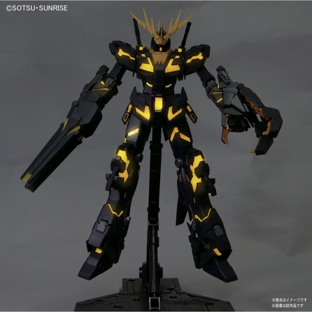 MG 1100 RX-0 Unicorn Gundam Unit 2 Banshee (Mobile Suit Gundam UC)