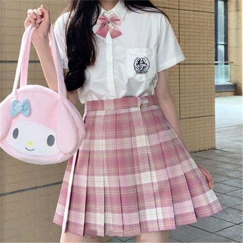 12-Year-Old Girls' Cute Yamabuki Check Sailor Uniform: Navy Skirt & Short Sleeve Top