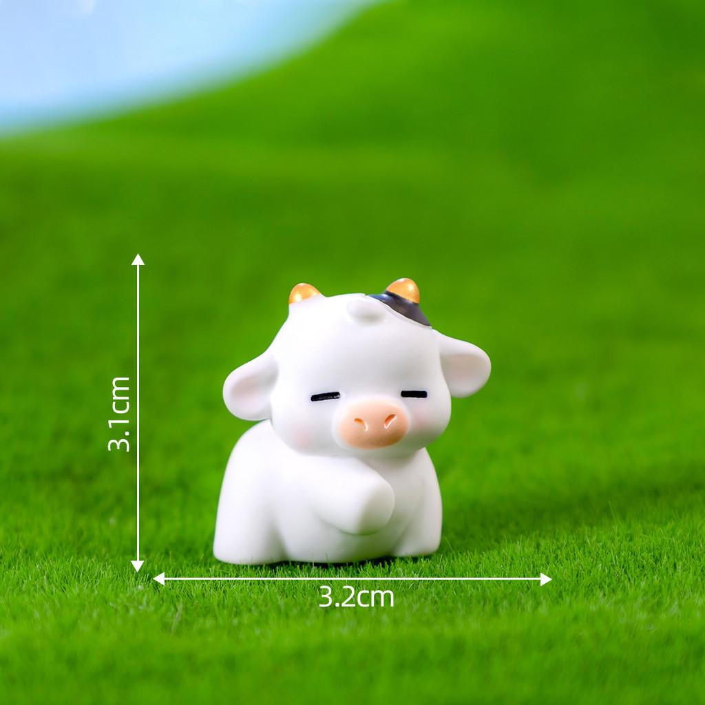 

Landscape Miniature Animal Statues Dolls Desks Car Decorations Gifts Holiday Walk