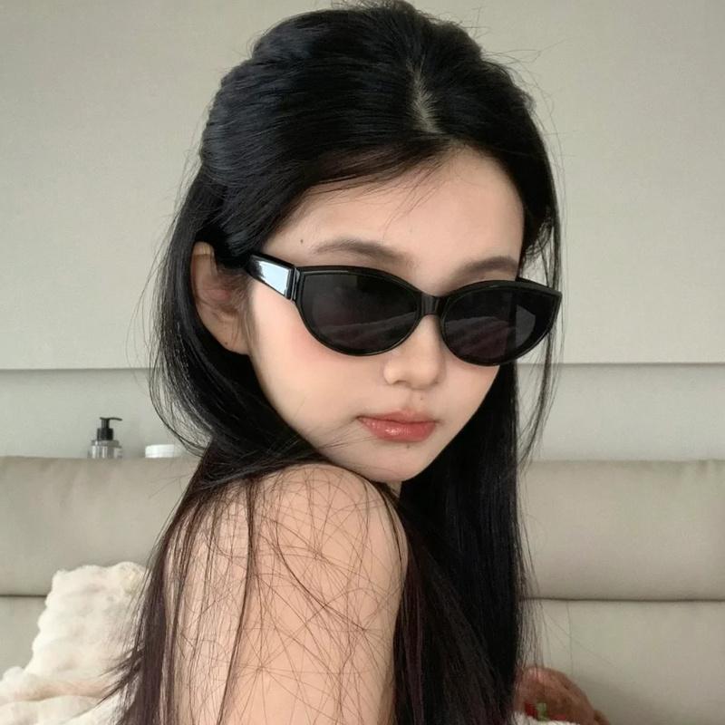 Gafas de Sol para Mujer Niña Montura Pequeña Ojo de Gato Tonos Retro Hip-Hop Gafas Accesorios de Moda Verano